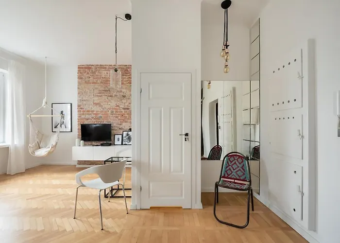 Old Town Basilisk Apartment