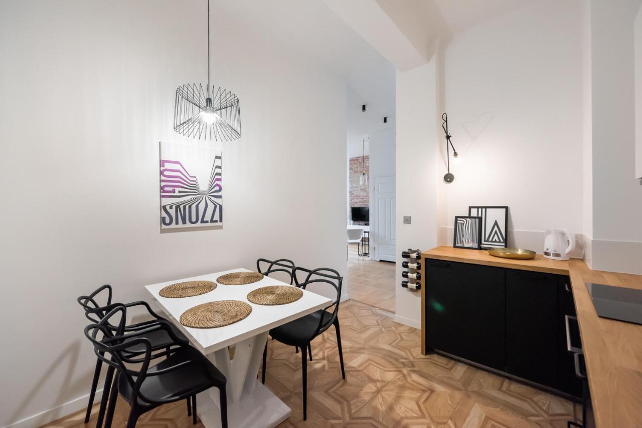 Old Town Basilisk Apartmán Varšava